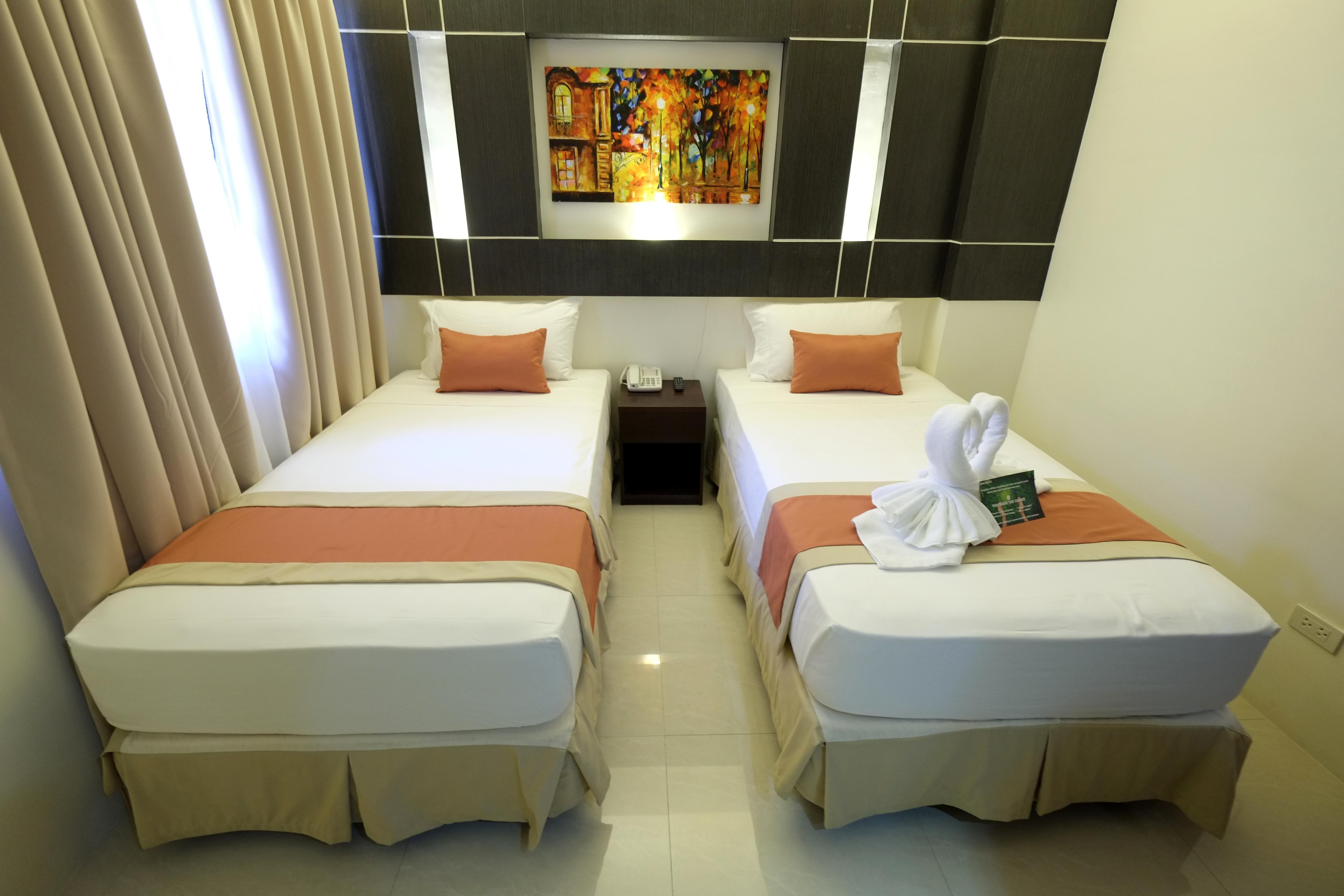 Southpole Central Hotel Себу Экстерьер фото