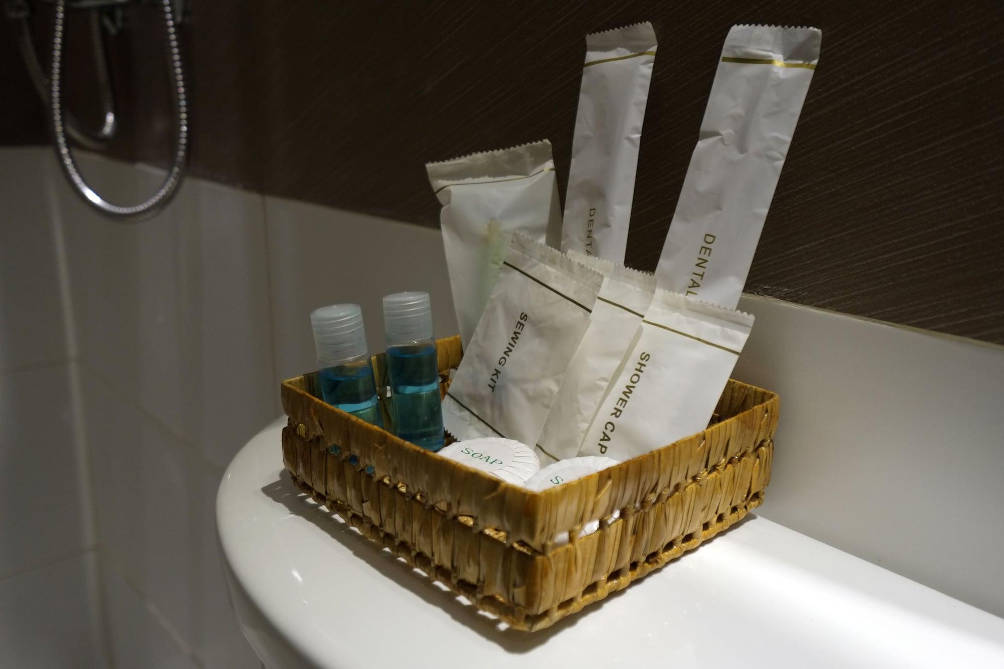 Southpole Central Hotel Себу Экстерьер фото