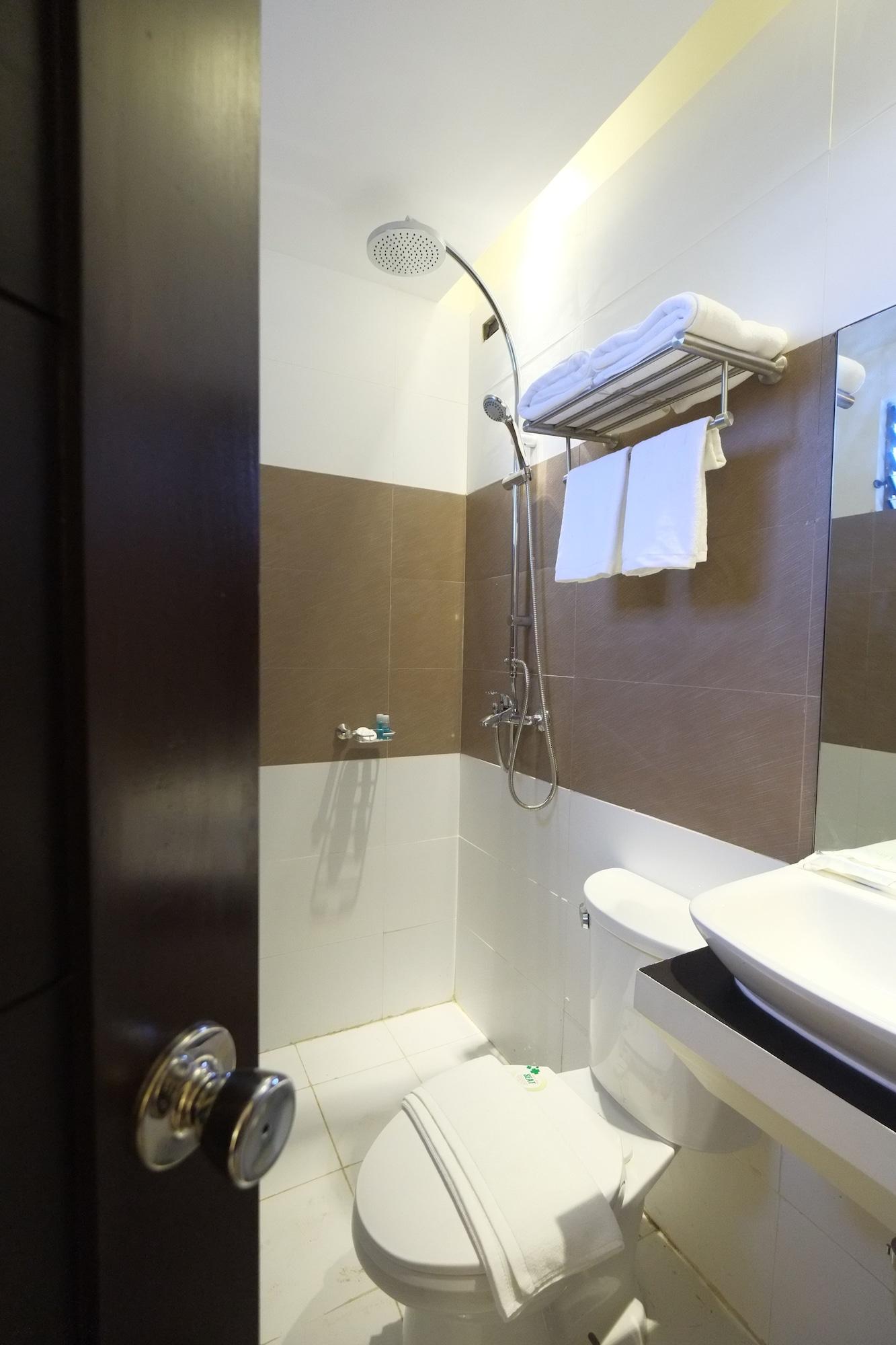 Southpole Central Hotel Себу Экстерьер фото